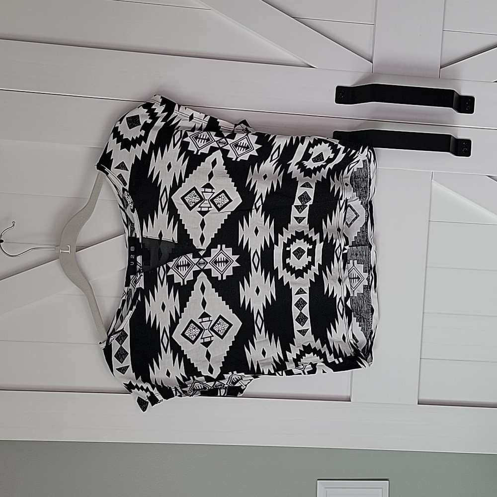 Tribal crop top